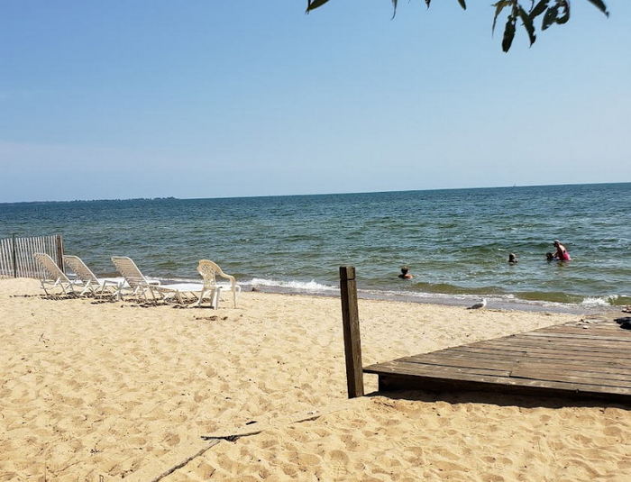 Smiths Pine Haven Beach Resort - Photo From Website (newer photo)